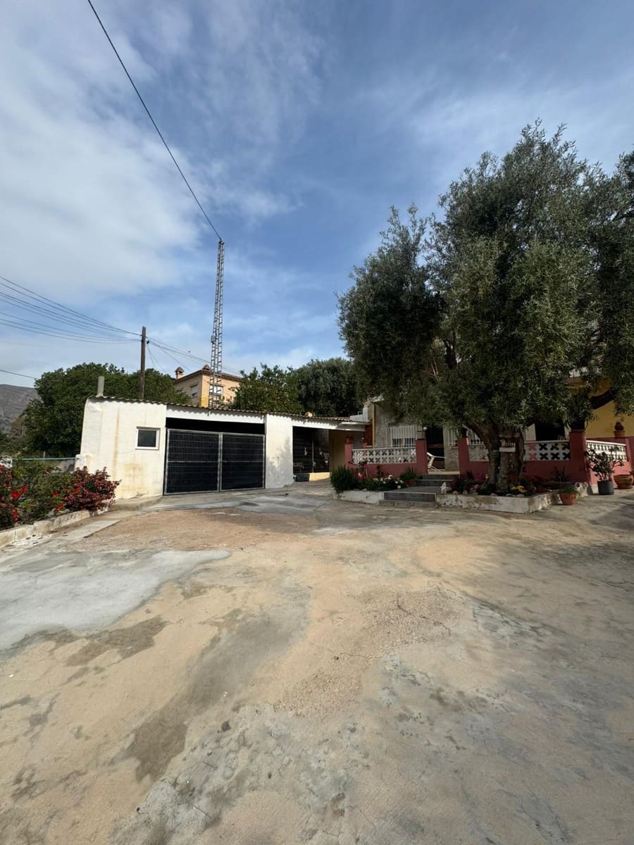 8 Zimmer Villa zu verkaufen in Orihuela mit Garage - 255.000 € (Ref: 9804488)