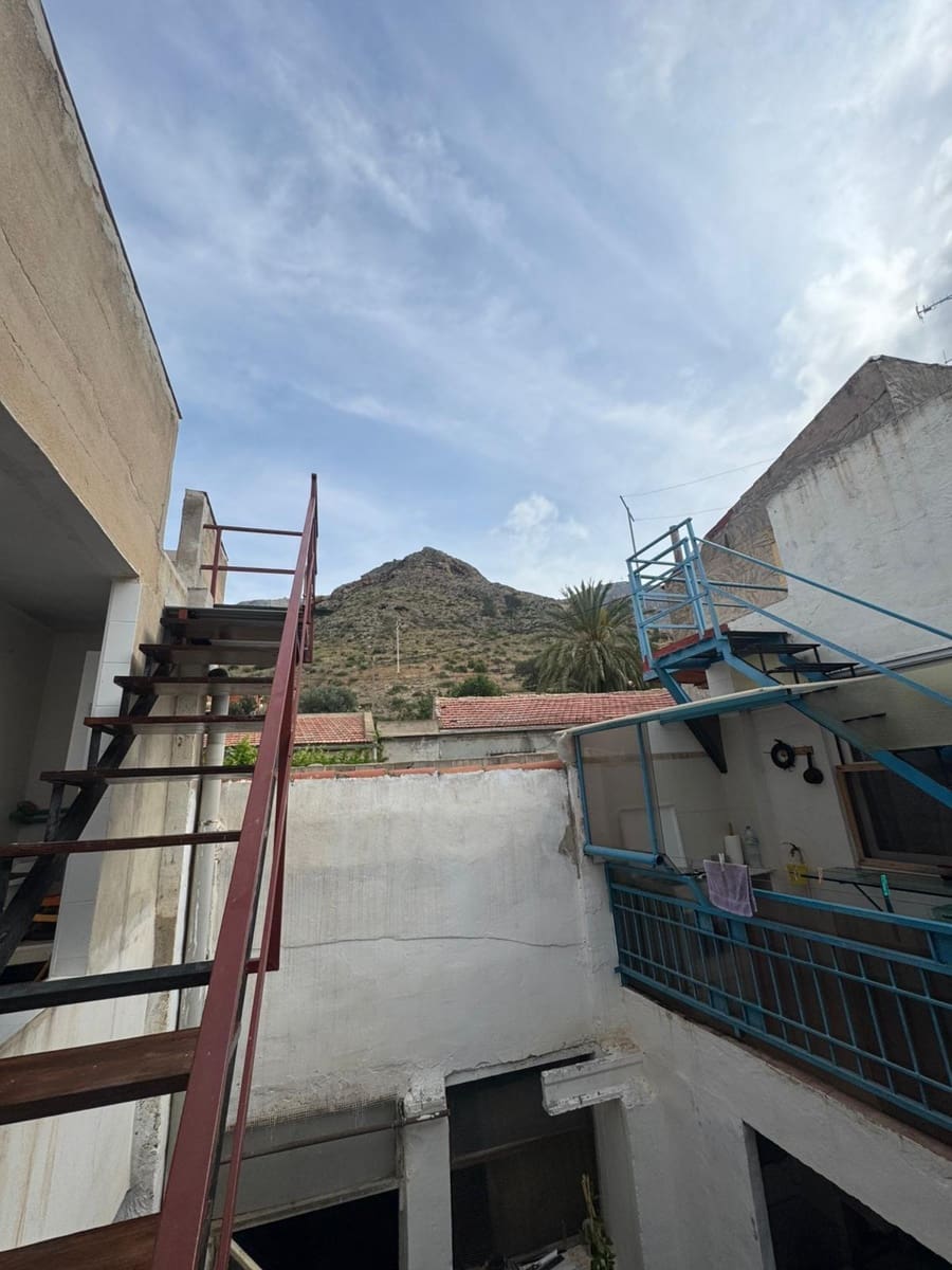 8 Zimmer Villa zu verkaufen in Orihuela mit Garage - 255.000 € (Ref: 9804488)