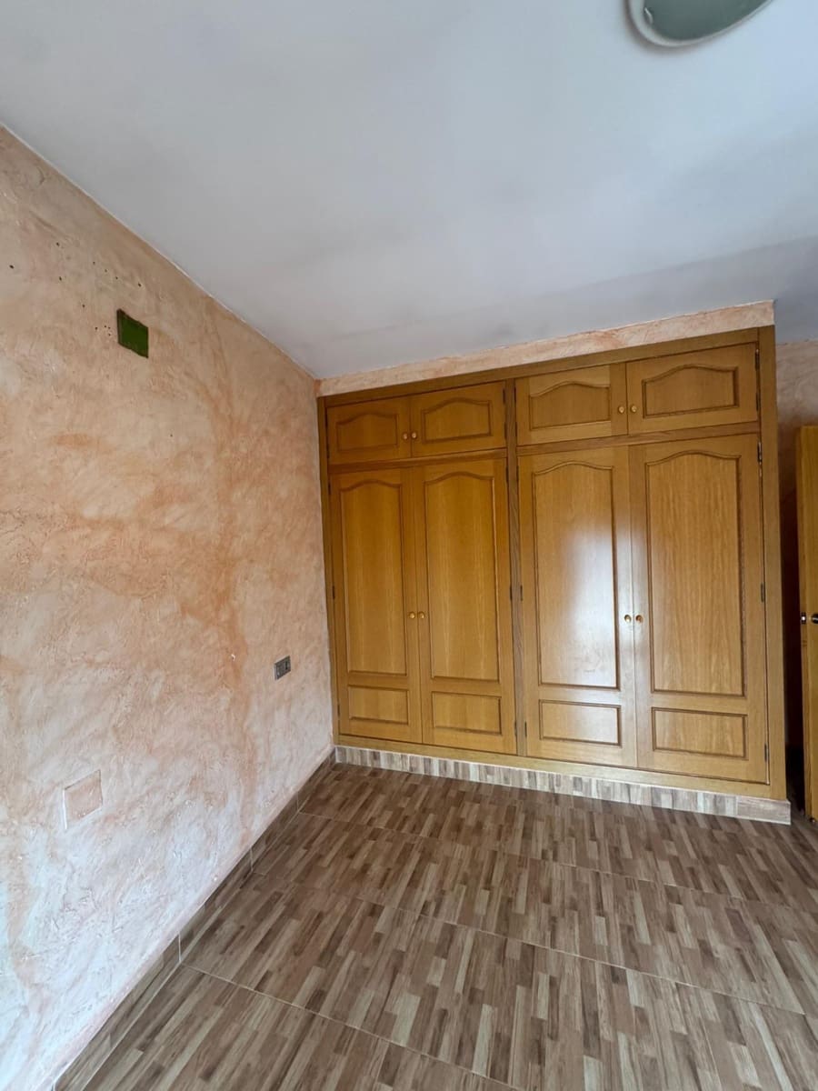 8 Zimmer Villa zu verkaufen in Orihuela mit Garage - 255.000 € (Ref: 9804488)