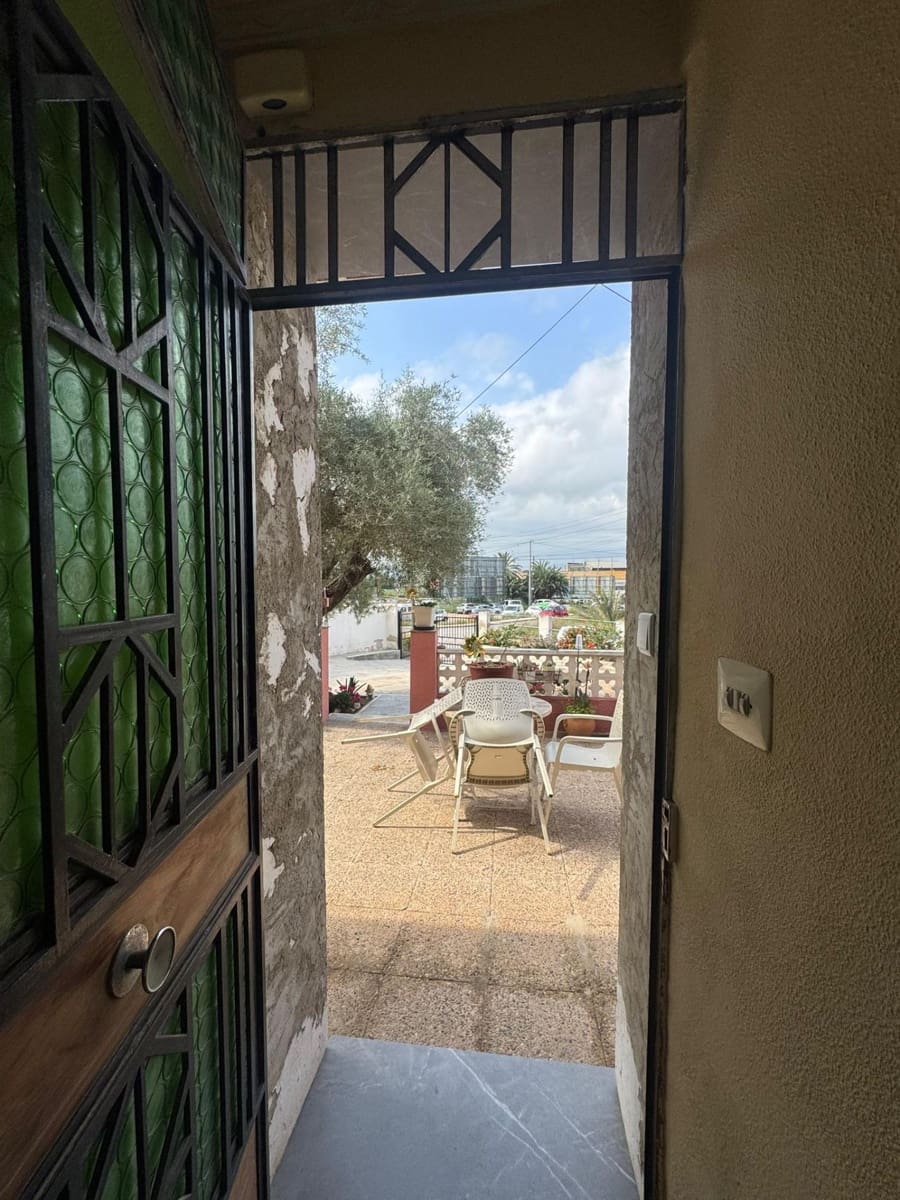 8 Zimmer Villa zu verkaufen in Orihuela mit Garage - 255.000 € (Ref: 9804488)