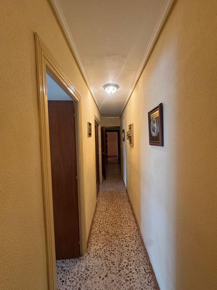 8 Zimmer Villa zu verkaufen in Orihuela mit Garage - 255.000 € (Ref: 9804488)