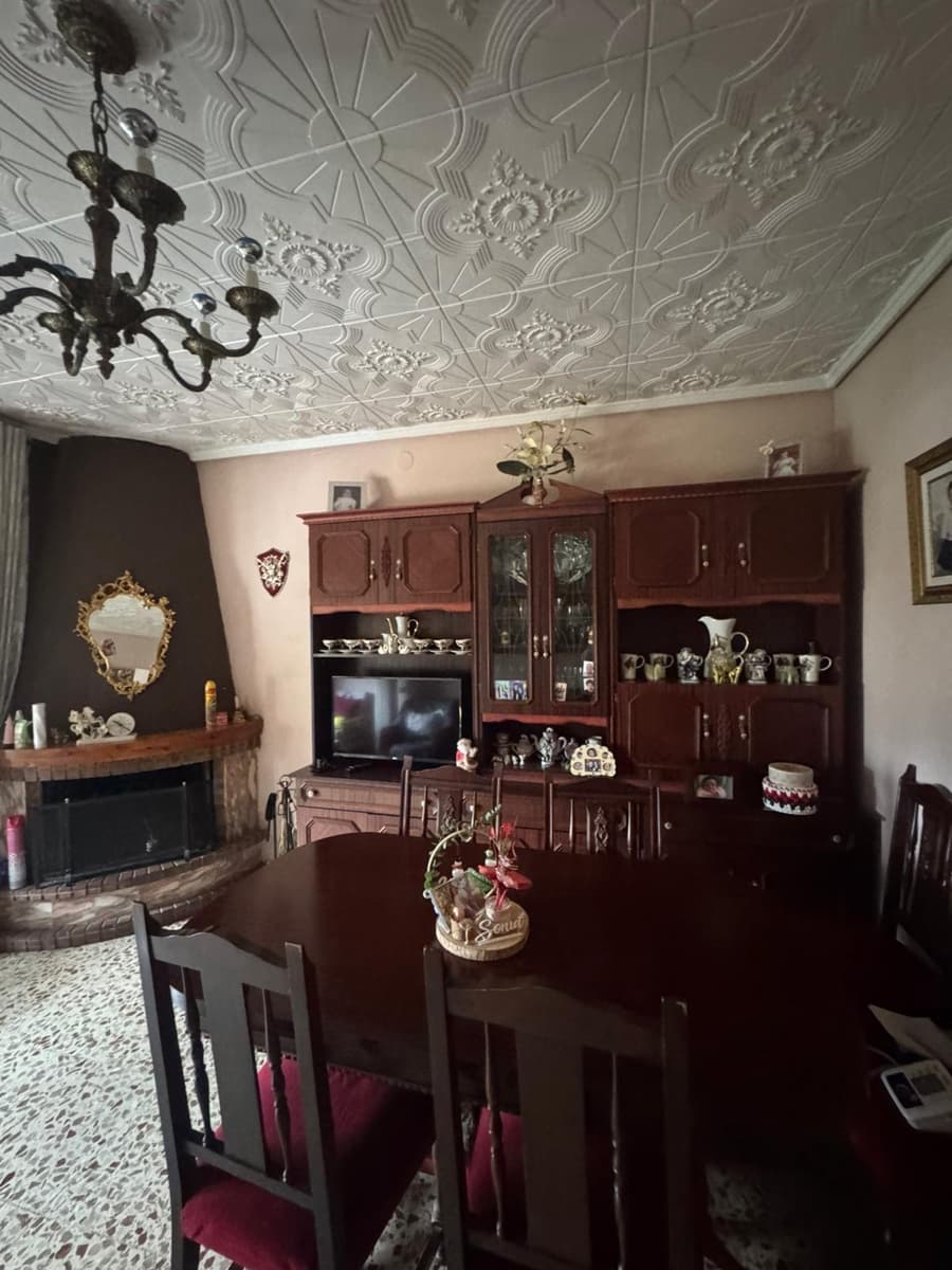 8 Zimmer Villa zu verkaufen in Orihuela mit Garage - 255.000 € (Ref: 9804488)