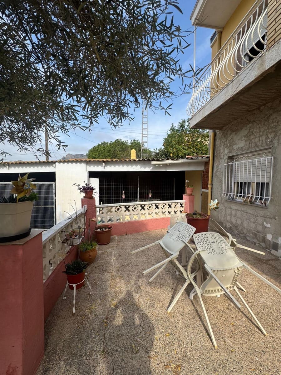 8 Zimmer Villa zu verkaufen in Orihuela mit Garage - 255.000 € (Ref: 9804488)