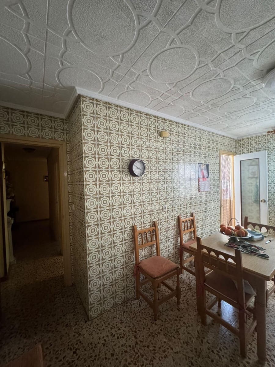 8 Zimmer Villa zu verkaufen in Orihuela mit Garage - 255.000 € (Ref: 9804488)