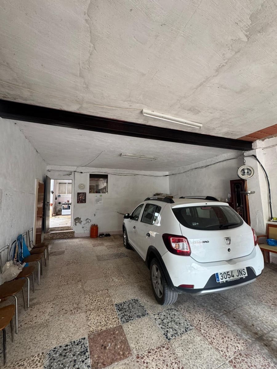 8 Zimmer Villa zu verkaufen in Orihuela mit Garage - 255.000 € (Ref: 9804488)