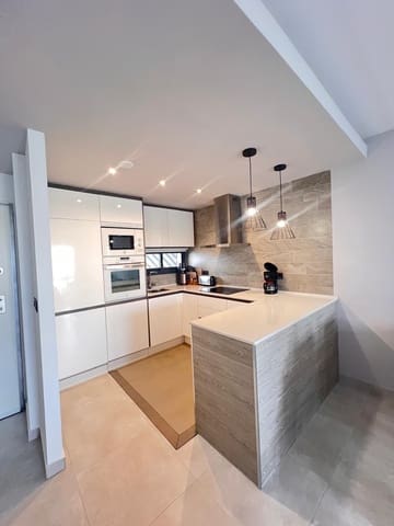 2 chambre Penthouse à vendre à El Raso, Guardamar del Segura avec piscine - 295 000 € (Ref: 9808129)