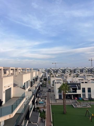 2 chambre Penthouse à vendre à El Raso, Guardamar del Segura avec piscine - 295 000 € (Ref: 9808129)