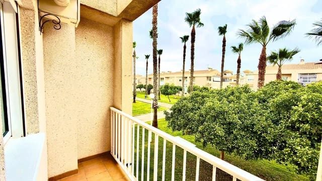 2 chambre Villa/Maison Mitoyenne à vendre à Aguas Nuevas, Torrevieja avec piscine - 168 000 € (Ref: 9826612)