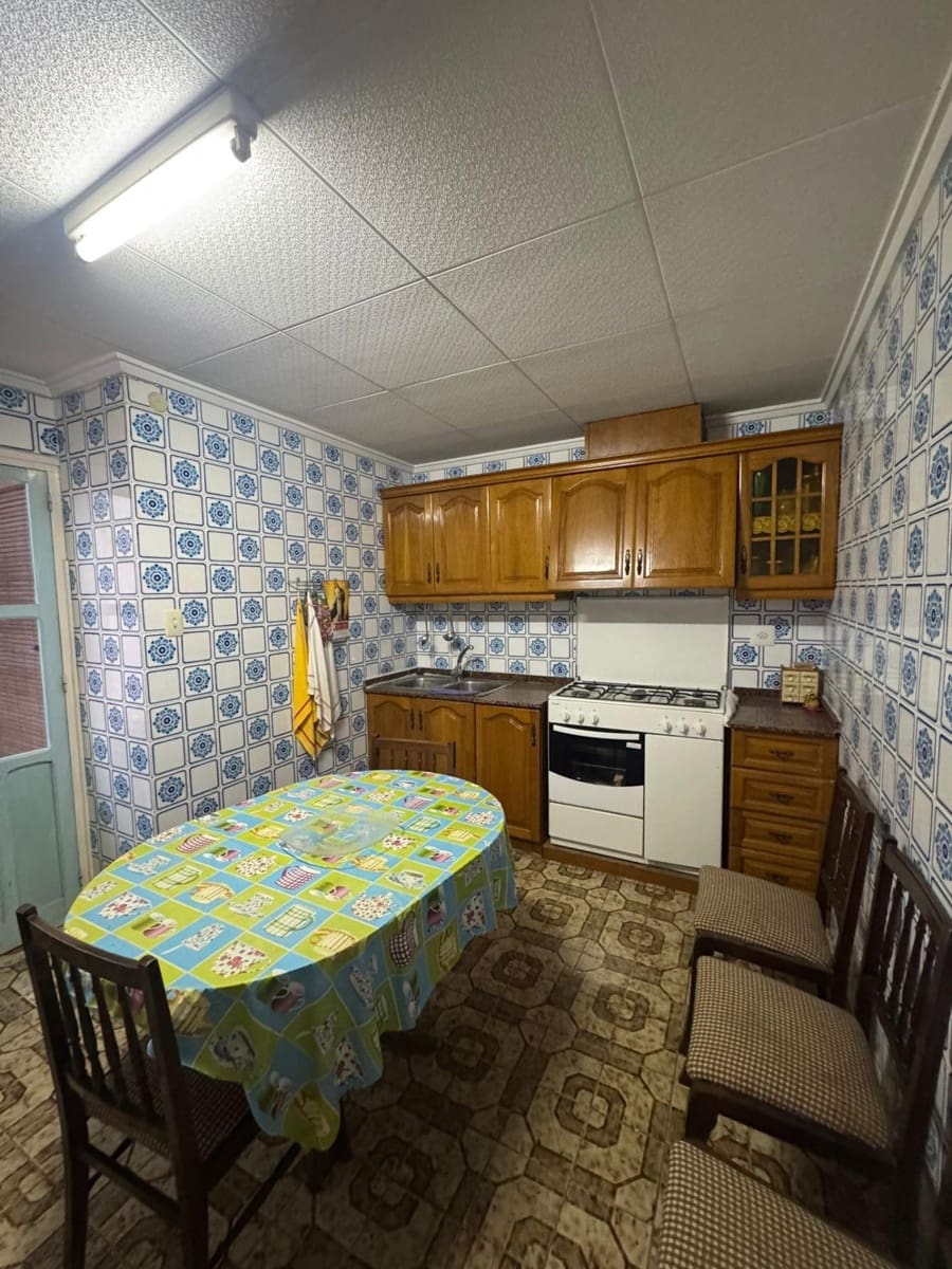 4 soveværelse Byhus til salg i Bigastro med garage - € 109.000 (Ref: 9826613)