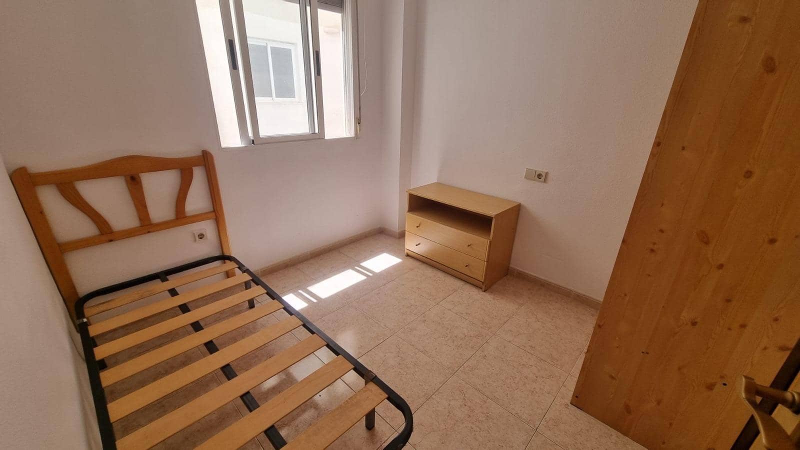 2 chambre Appartement à vendre à Torrevieja avec piscine - 124 000 € (Ref: 9833814)