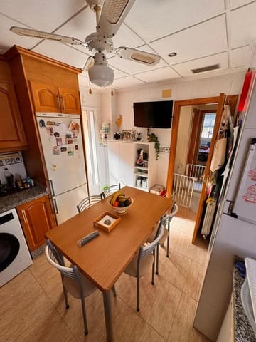 4 soverom Villa til salgs i Cox med svømmebasseng garasje - € 310 000 (Ref: 9846567)