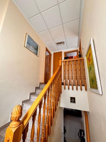 4 soverom Villa til salgs i Cox med svømmebasseng garasje - € 310 000 (Ref: 9846567)