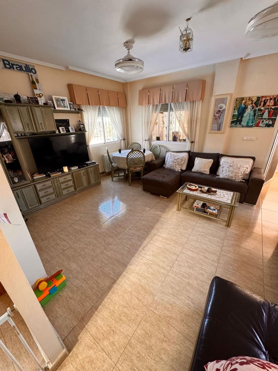 4 bedroom Villa for sale in Cox with pool garage - € 310,000 (Ref: 9846567)