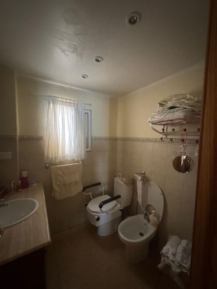3 bedroom Apartment for sale in Orihuela - € 115,000 (Ref: 9873674)