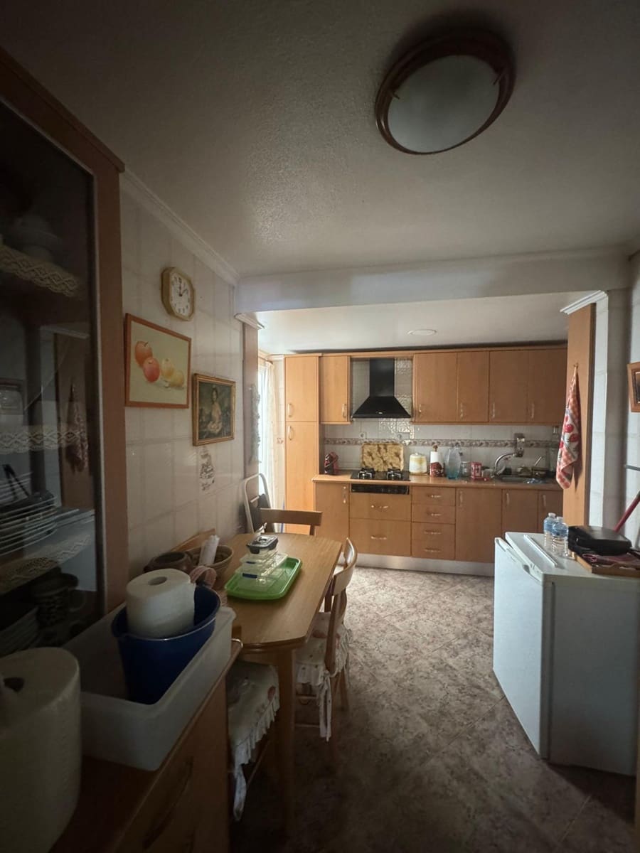 3 bedroom Apartment for sale in Orihuela - € 115,000 (Ref: 9873674)