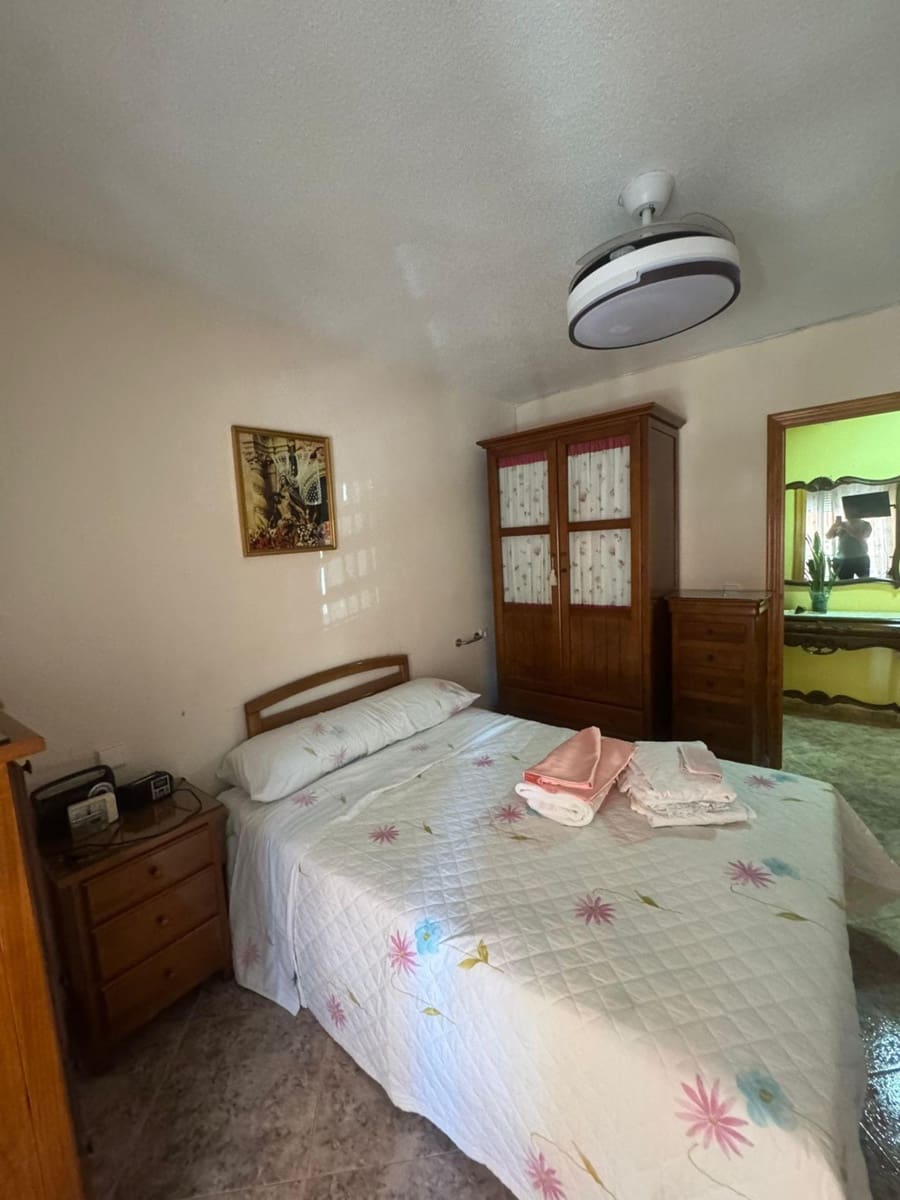 3 bedroom Apartment for sale in Orihuela - € 115,000 (Ref: 9873674)