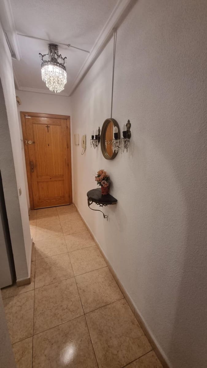 1 sypialnia Apartament na sprzedaż w Torrevieja z basenem - 109 000 € (Ref: 9876576)