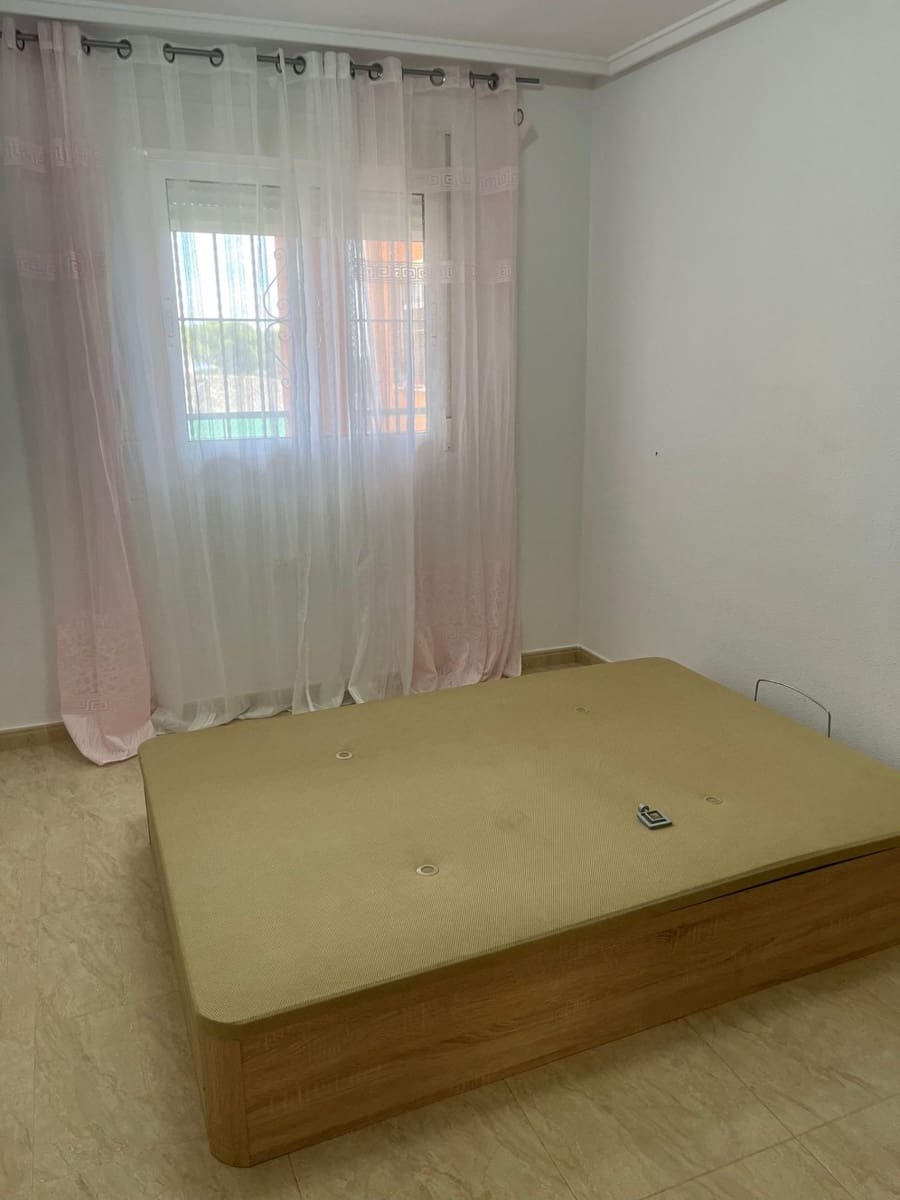 2 bedroom Apartment for sale in San Miguel de Salinas with pool - € 96,000 (Ref: 9927553)