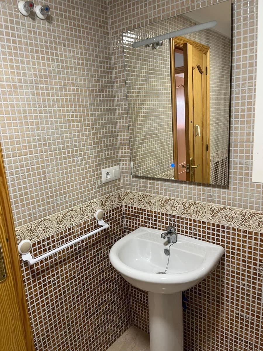 2 bedroom Apartment for sale in San Miguel de Salinas with pool - € 96,000 (Ref: 9927553)