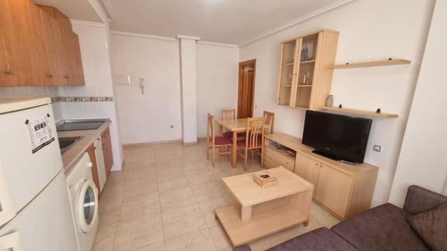 Apartamento de 2 habitaciones en Torrevieja en venta - 118.000 € (Ref: 9959925)