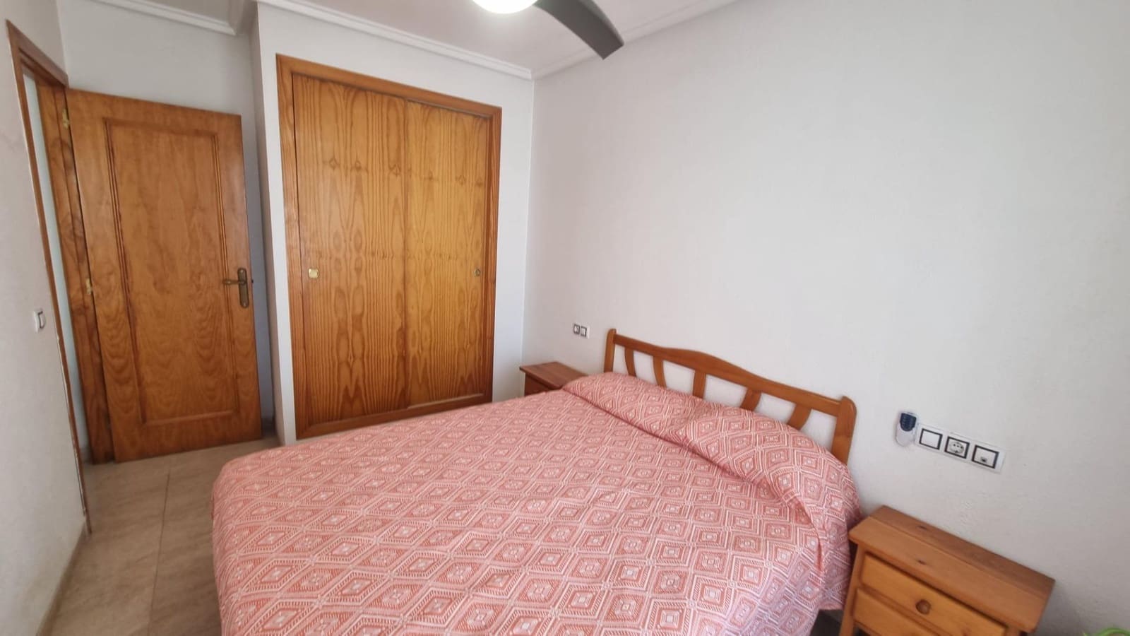 2 chambre Appartement à vendre à Torrevieja - 118 000 € (Ref: 9959925)