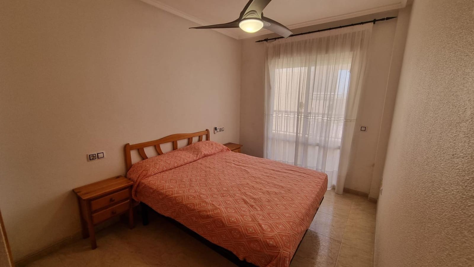 2 chambre Appartement à vendre à Torrevieja - 118 000 € (Ref: 9959925)