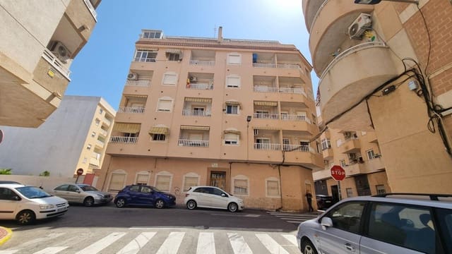 Apartamento de 2 habitaciones en Torrevieja en venta - 118.000 € (Ref: 9959925)