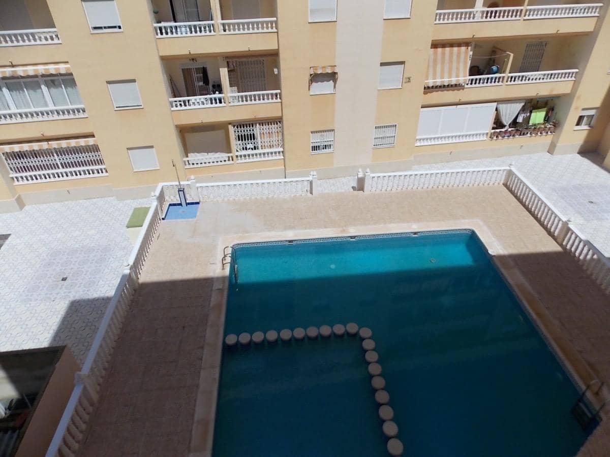 2 sypialnia Apartament na sprzedaż w Torrevieja z basenem - 133 000 € (Ref: 9973440)