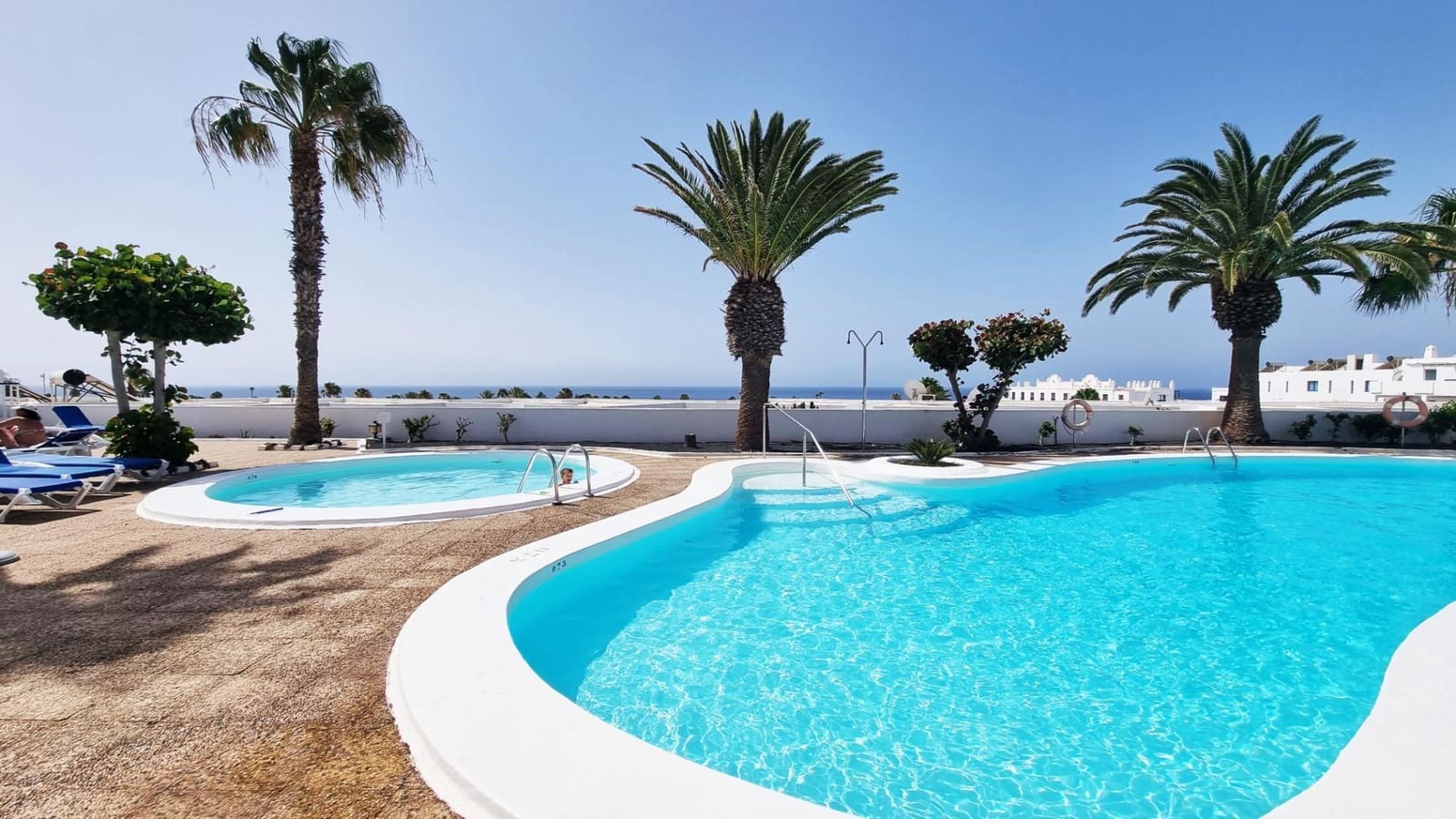 1 sovrum Lägenhet till salu i Puerto del Carmen med pool - 229 000 € (Ref: 10021005)