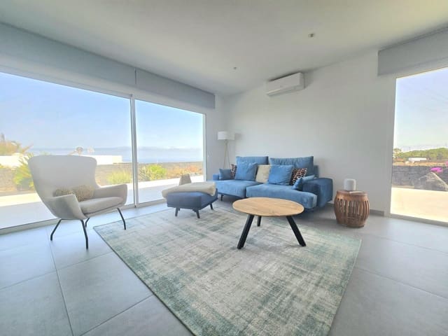 4 slaapkamer Villa te koop in Yaiza - € 799.000 (Ref: 10059214)