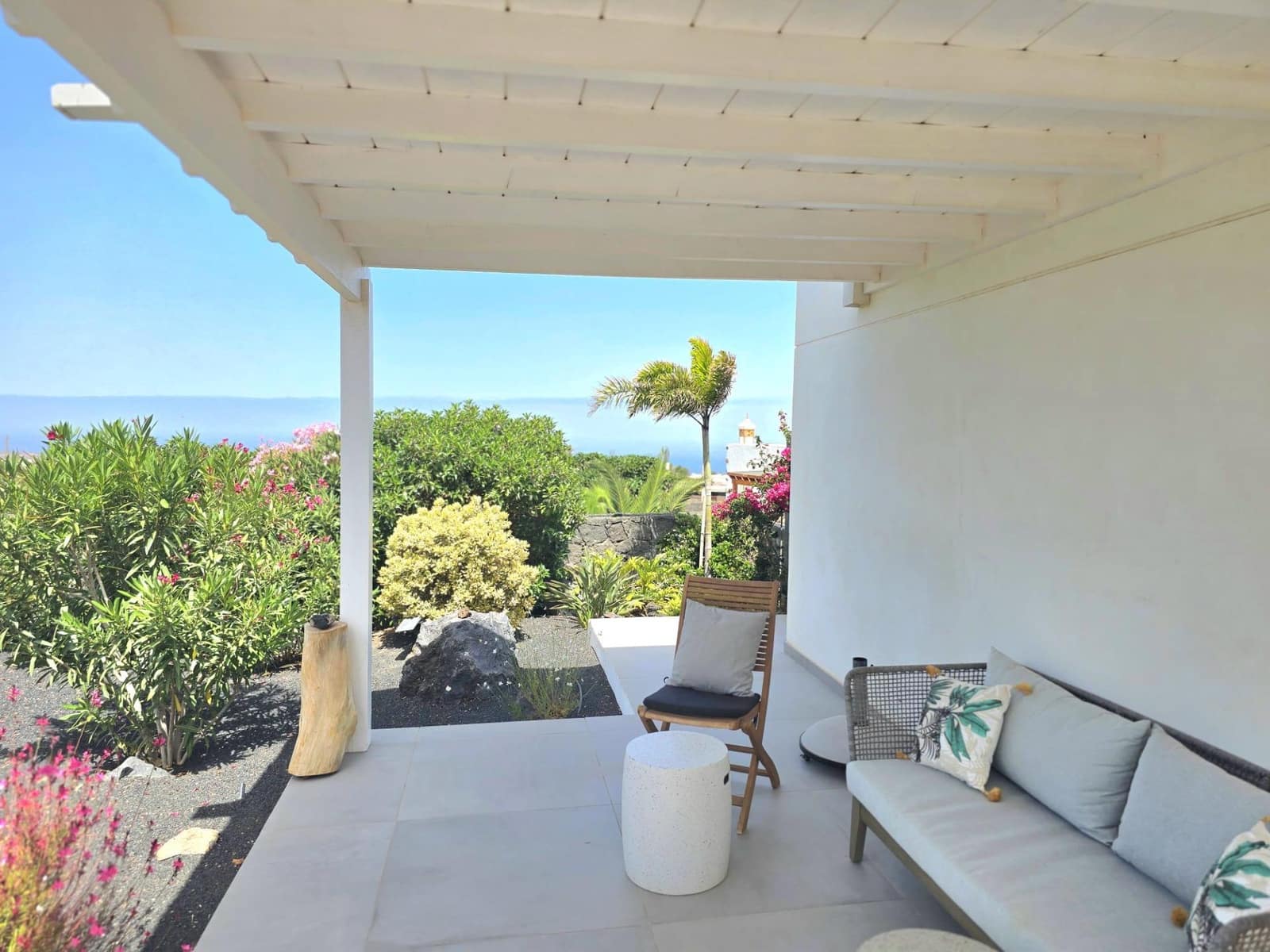 4 bedroom Villa for sale in Yaiza - € 799,000 (Ref: 10059214)