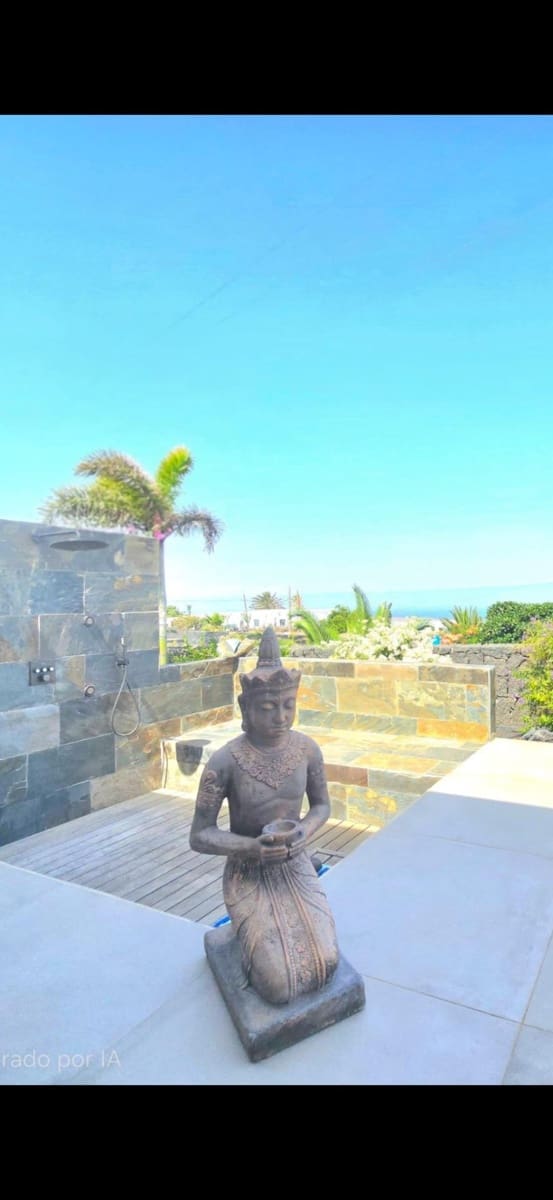 4 bedroom Villa for sale in Yaiza - € 799,000 (Ref: 10059214)