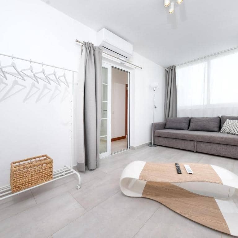 3 sypialnia Apartament na sprzedaż w Playa Blanca z basenem garażem - 470 000 € (Ref: 10159803)