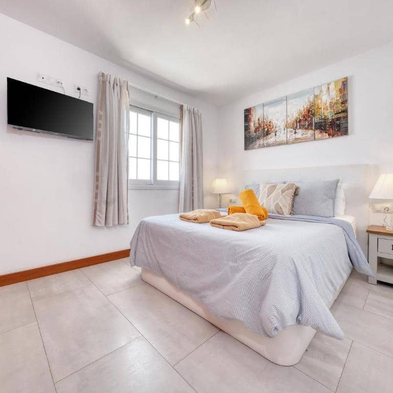 3 sypialnia Apartament na sprzedaż w Playa Blanca z basenem garażem - 470 000 € (Ref: 10159803)