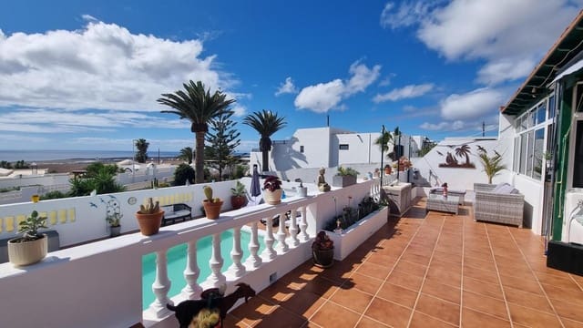 5 soveværelse Villa til salg i Guime, San Bartolomé med swimmingpool - € 449.000 (Ref: 9134497)