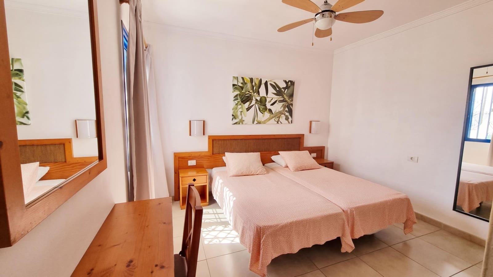 2 soveværelse Lejlighed til salg i Puerto del Carmen med swimmingpool - € 285.000 (Ref: 9145593)