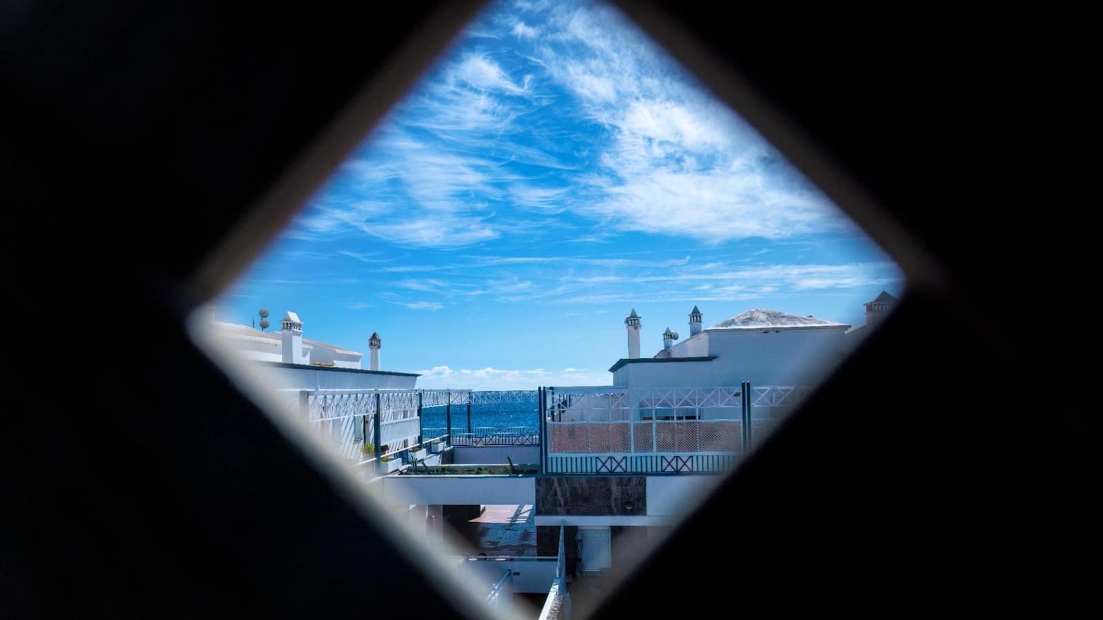 2 slaapkamer Appartement te koop in Puerto del Carmen met zwembad garage - € 540.000 (Ref: 9375387)