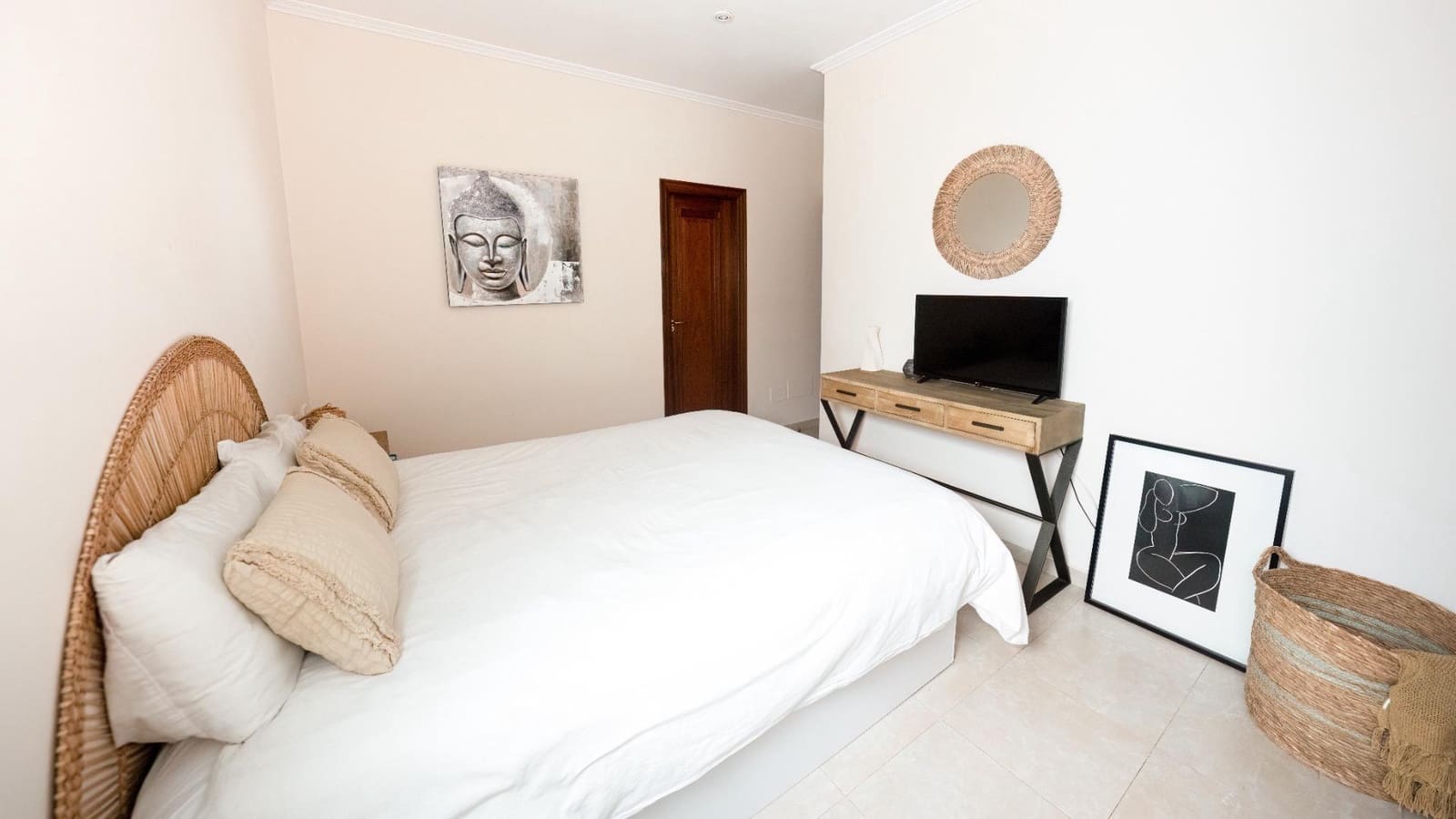 2 slaapkamer Appartement te koop in Puerto del Carmen met zwembad garage - € 540.000 (Ref: 9375387)