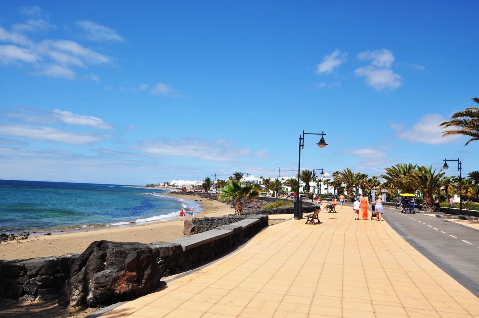 2 slaapkamer Appartement te koop in Puerto del Carmen met zwembad garage - € 540.000 (Ref: 9375387)