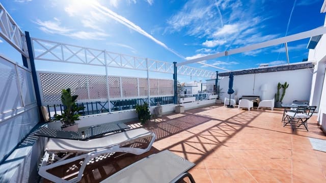 2 Zimmer Apartment zu verkaufen in Puerto del Carmen, Tías mit Pool Garage - 499.000 € (Ref: 9375387)