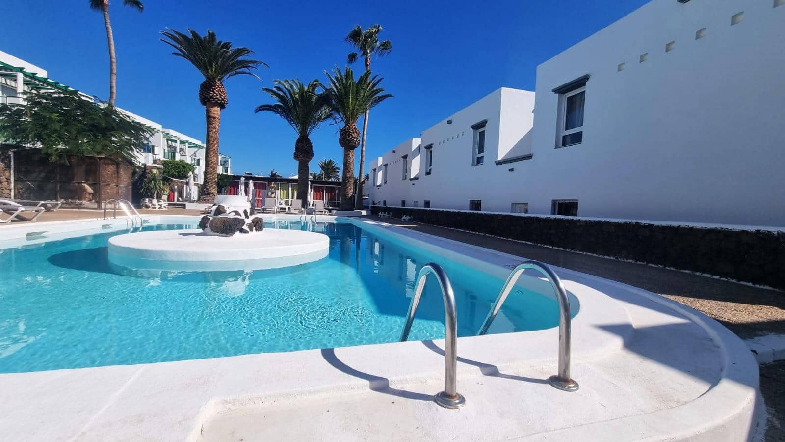 1 soverom Leilighet til salgs i Puerto del Carmen med svømmebasseng - € 209 000 (Ref: 9541163)