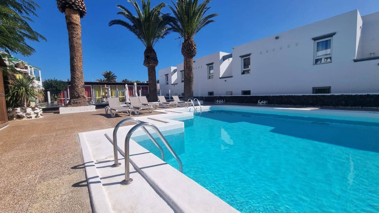 1 soverom Leilighet til salgs i Puerto del Carmen med svømmebasseng - € 209 000 (Ref: 9541163)