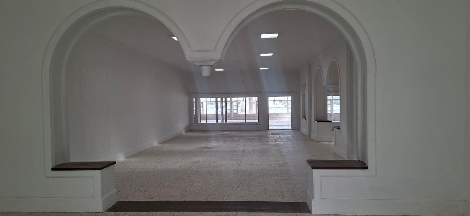 Commercial for sale in Yaiza - € 1,200,000 (Ref: 9541197)