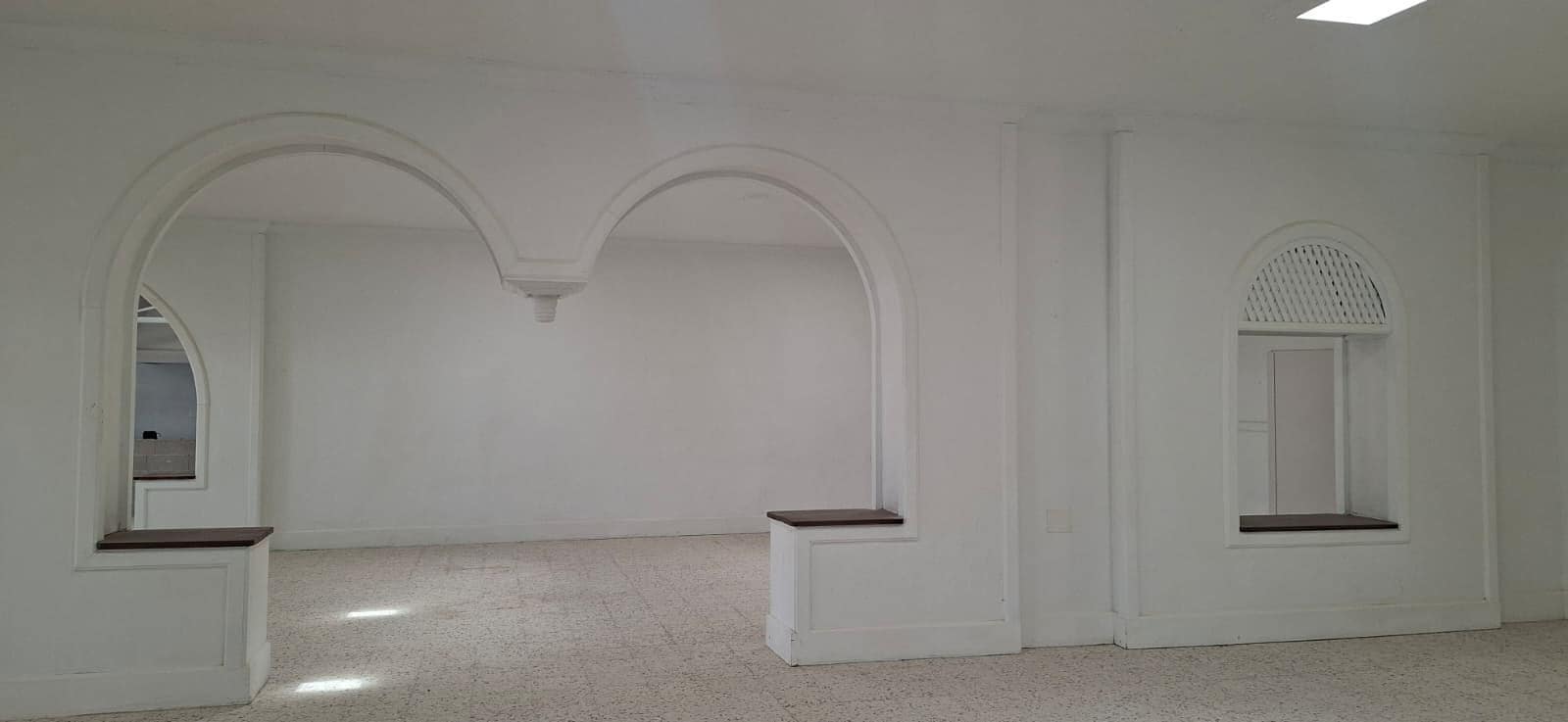 Commercial for sale in Yaiza - € 1,200,000 (Ref: 9541197)