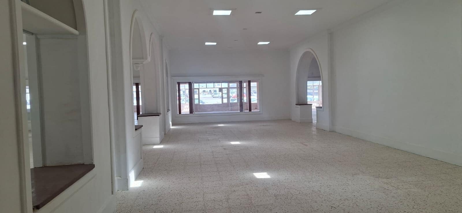 Commercial for sale in Yaiza - € 1,200,000 (Ref: 9541197)