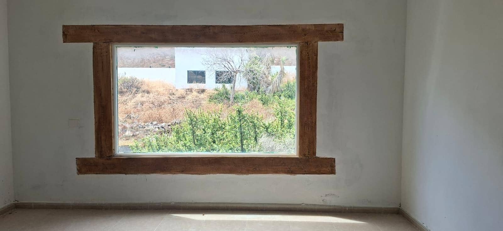 Commercial for sale in Yaiza - € 1,200,000 (Ref: 9541197)