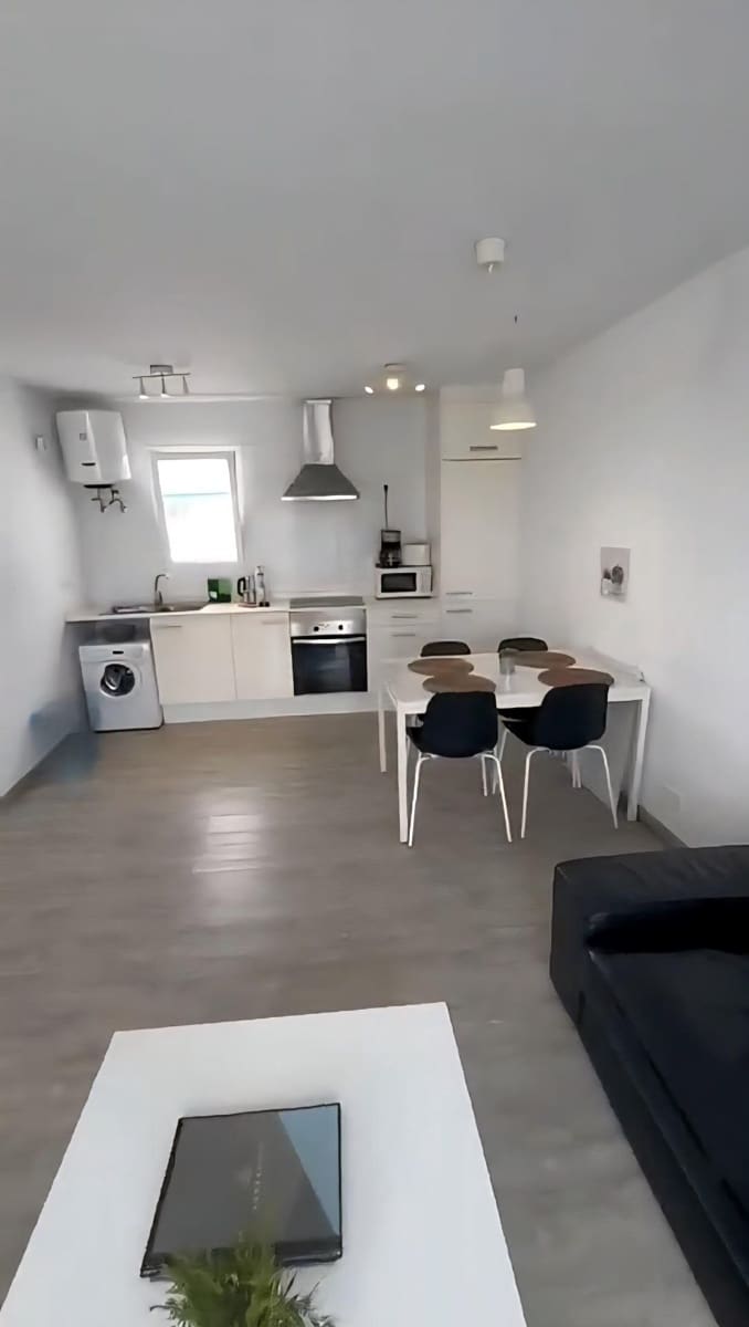 2 bedroom Apartment for sale in Costa Teguise with pool - € 350,000 (Ref: 9721758)