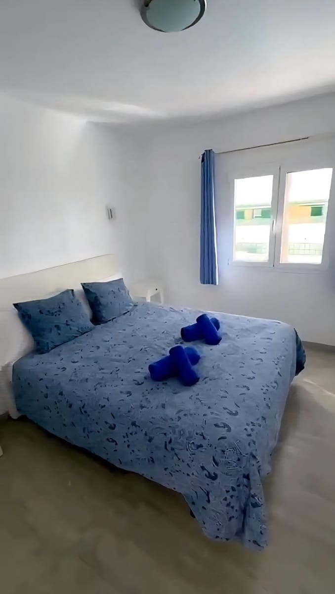 2 bedroom Apartment for sale in Costa Teguise with pool - € 350,000 (Ref: 9721758)