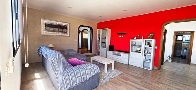 4 sypialnia Willa na sprzedaż w Tías z basenem - 649 000 € (Ref: 9773134)