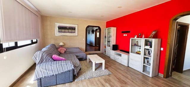 4 soverom Villa til salgs i Masdache, Tías med svømmebasseng - € 595 000 (Ref: 9773134)